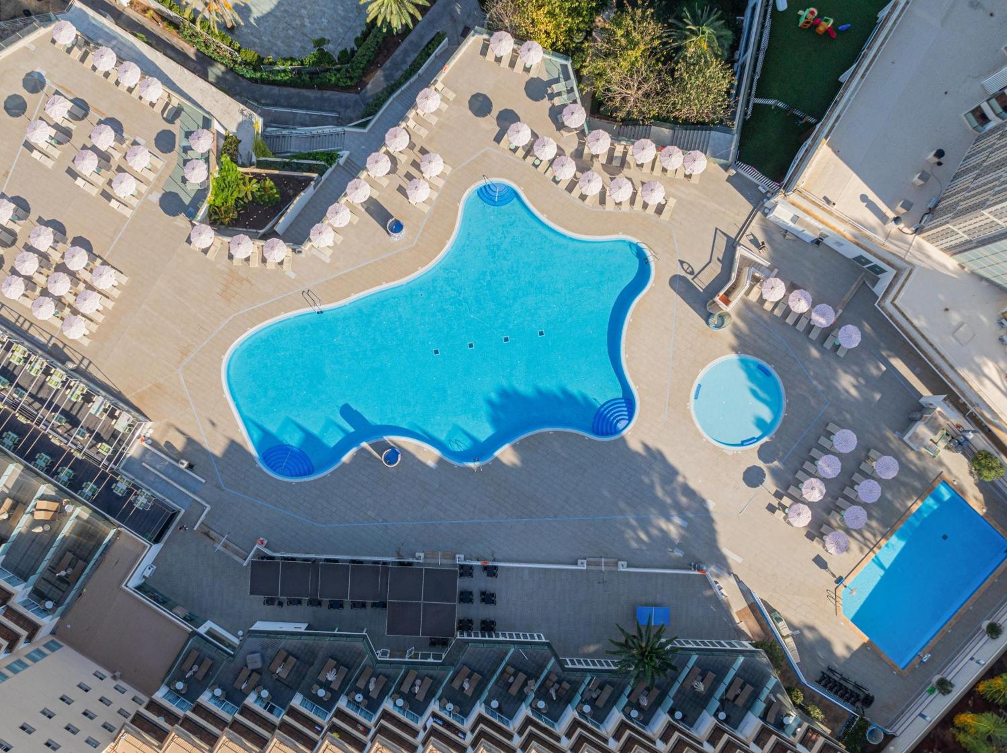 ซอล บาร์บาโดส Hotel มากาลุฟ ภายนอก รูปภาพ